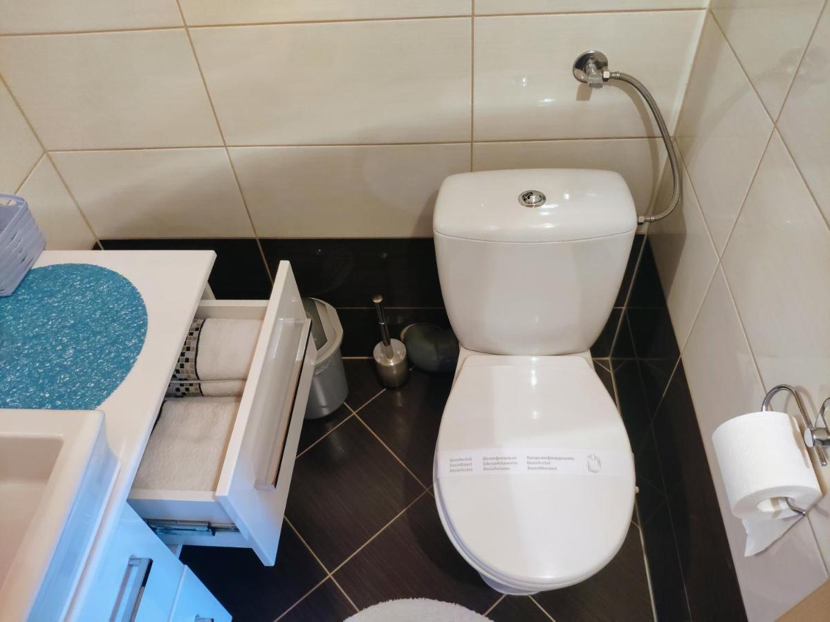 珀亚尼克公寓酒店 波利亚纳克 外观 照片